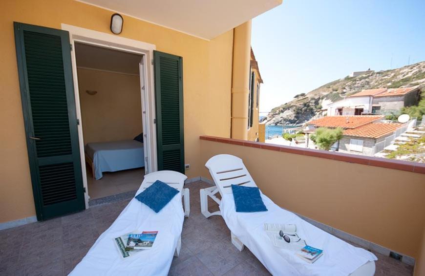 Appartamenti - Villa Mare Pomonte Exterior photo
