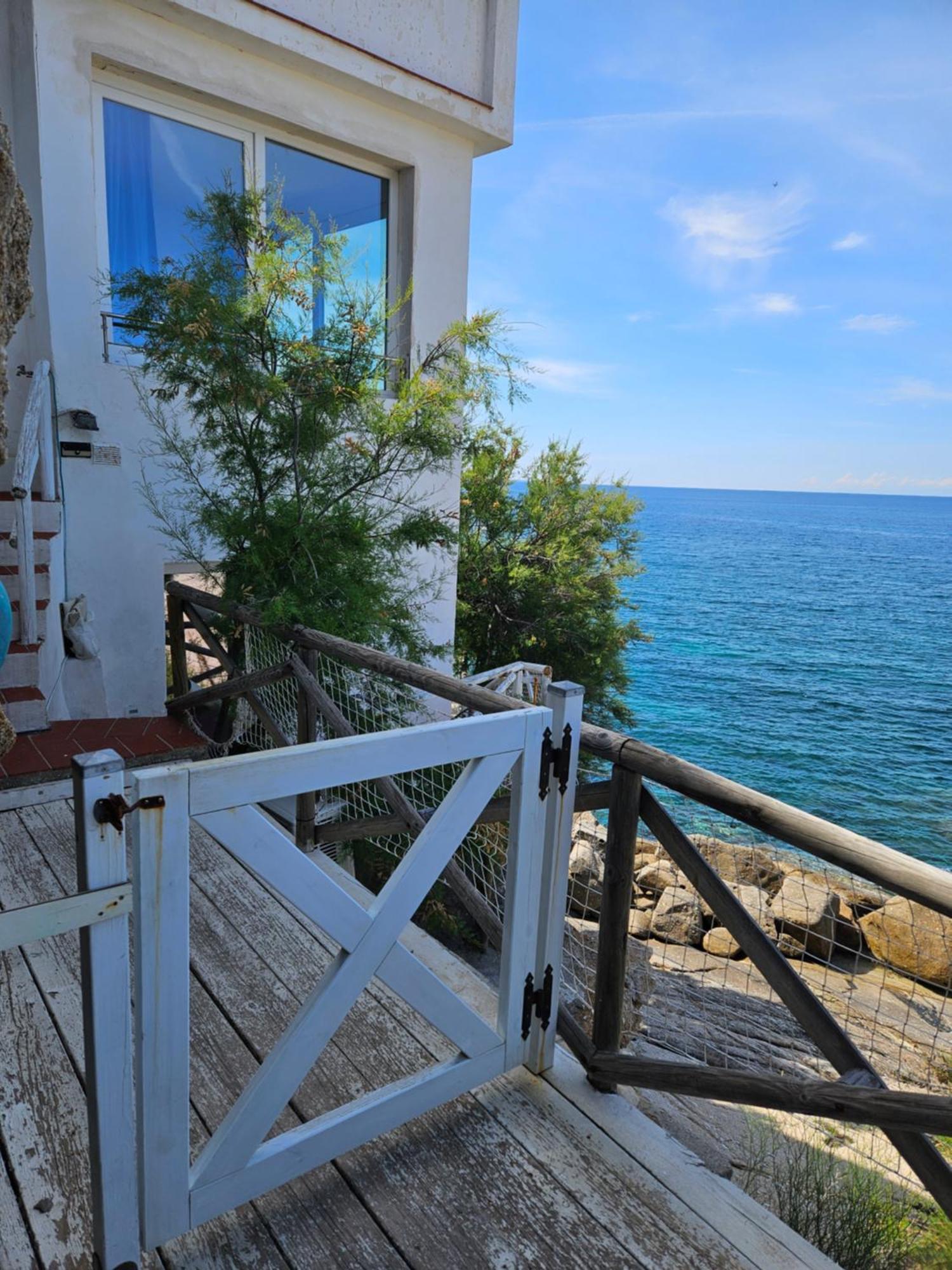 Appartamenti - Villa Mare Pomonte Exterior photo